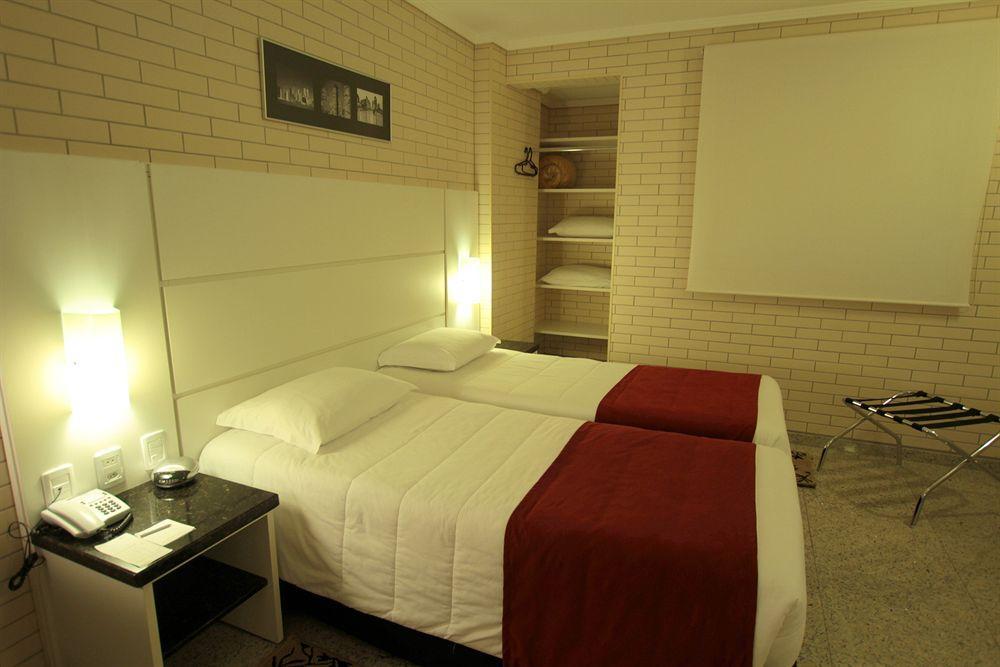 Hotel Confiance Soho Batel Curitiba Kültér fotó